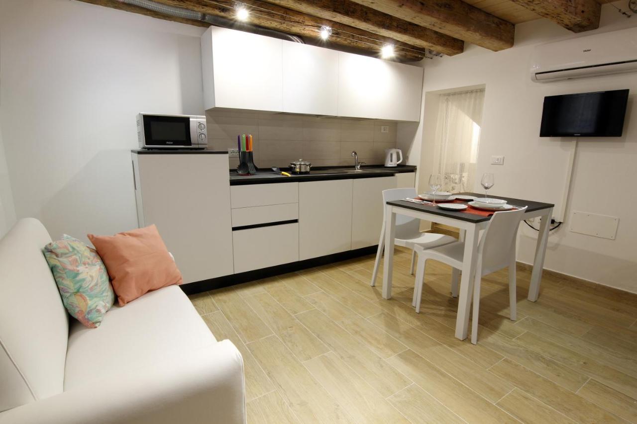 Tre Raggi Apartment Венеция Экстерьер фото