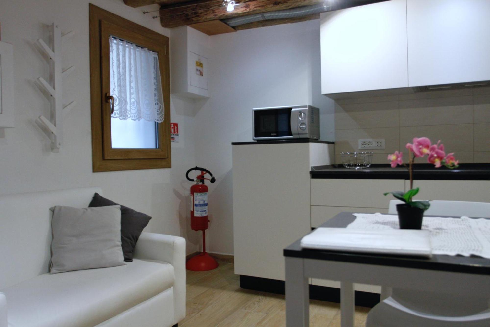 Tre Raggi Apartment Венеция Экстерьер фото